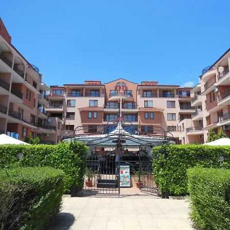 Efir Holiday Village * 阳光海滩